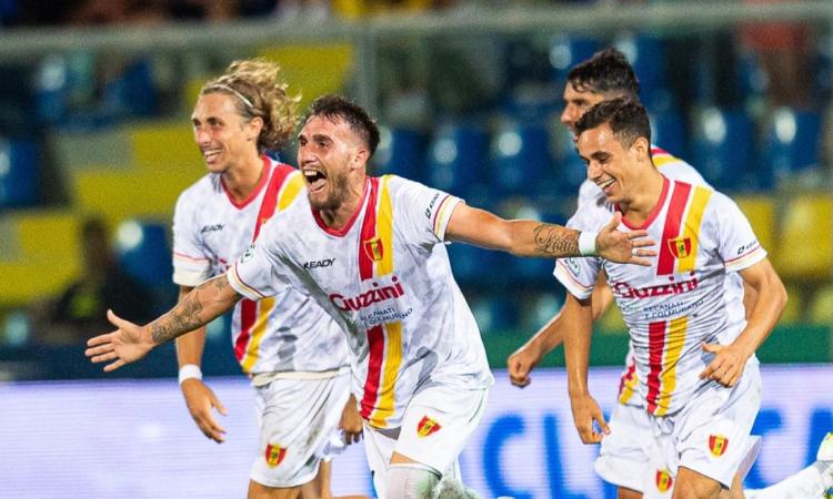 Recanatese, il derby è tuo: Giampaolo manda al tappeto la Fermana Recanatese, il derby è tuo: Giampaolo manda al tappeto la Fermana