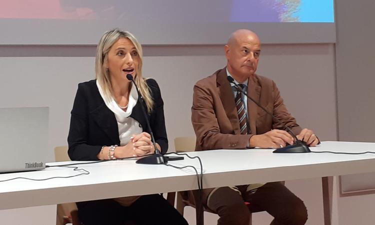 Macerata, ripartono gli incontri del progetto "Caffè Alzheimer" Macerata, ripartono gli incontri del progetto "Caffè Alzheimer"