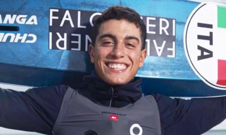 Vela, il marchigiano Riccardo Pianosi è campione europeo di Formula Kite