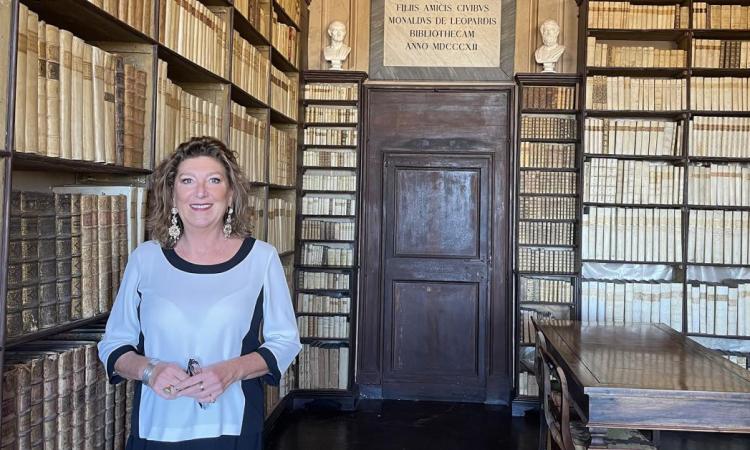Recanati, "In purissimo azzurro": una mostra di arte contemporanea a Casa Leopardi Recanati, "In purissimo azzurro": una mostra di arte contemporanea a Casa Leopardi