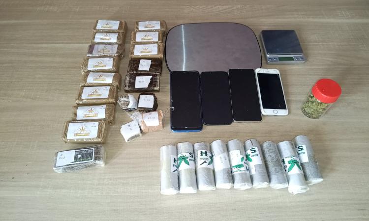 Civitanova, il B&B come base per lo spaccio: nell'armadio 2,5 kg di droga. Arrestato 24enne