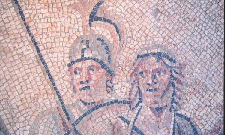 Matelica, mosaici della domus romana di piazza Garibaldi: "A fine mese completato il restauro" Matelica, mosaici della domus romana di piazza Garibaldi: "A fine mese completato il restauro"