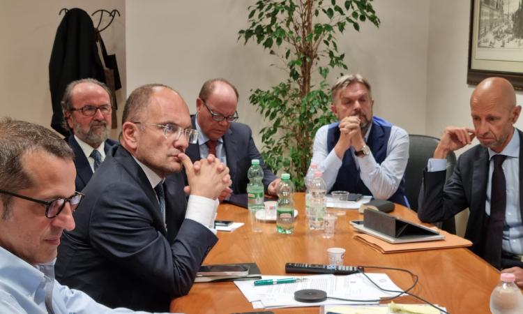 Un nuovo centro di ricerca all'Università di Camerino: Castelli incontra il rettore Leoni