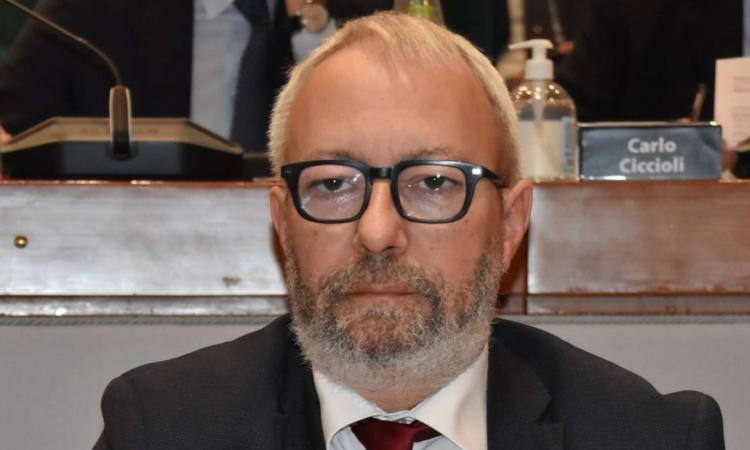 "Fondi per la continuità territoriale, ricostruzione e nuove scuole. Opportunità cruciali per le Marche" "Fondi per la continuità territoriale, ricostruzione e nuove scuole. Opportunità cruciali per le Marche"