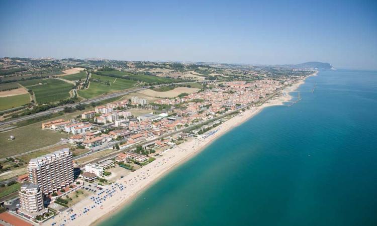 Difesa della costa, riprendono i lavori sulla zona sud di Porto Potenza: "In arrivo nuove risorse" Difesa della costa, riprendono i lavori sulla zona sud di Porto Potenza: "In arrivo nuove risorse"