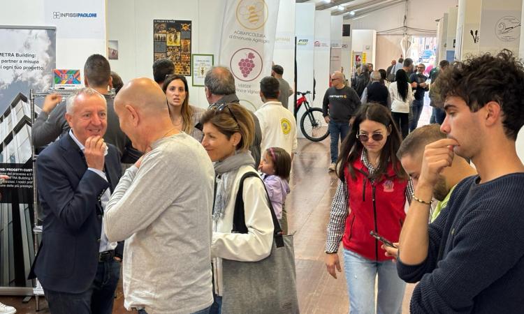 San Severino, oltre 4mila presenze per la rassegna Entroterra: "Un successo oltre le aspettative" San Severino, oltre 4mila presenze per la rassegna Entroterra: "Un successo oltre le aspettative"