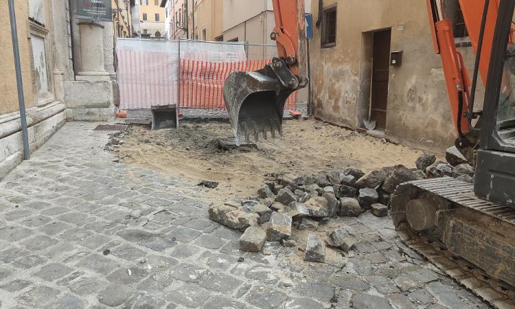 San Severino, ultimo giro di boa per i lavori in via Cesare Battisti: come cambia la viabilità San Severino, ultimo giro di boa per i lavori in via Cesare Battisti: come cambia la viabilità