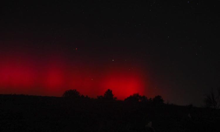 Lo spettacolo dell'aurora boreale nei cieli delle Marche (FOTO)