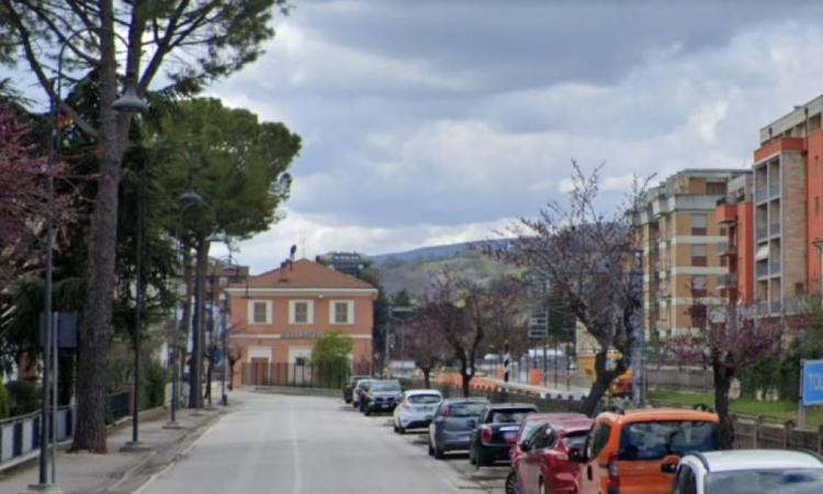 Tolentino, riaperto al traffico viale Labastide Murat: "Mancano le strisce verticali moderare la velocità"