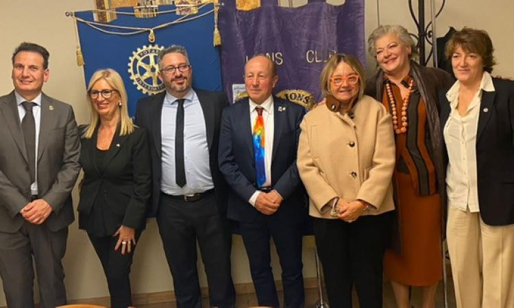 Rotary, i club service insieme per raccogliere fondi per opere caritative di accoglienza Rotary, i club service insieme per raccogliere fondi per opere caritative di accoglienza