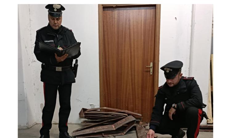 Belforte, in auto 80 chili di rame rubato e droga: denunciato 44enne operaio della ricostruzione sisma Belforte, in auto 80 chili di rame rubato e droga: denunciato 44enne operaio della ricostruzione sisma