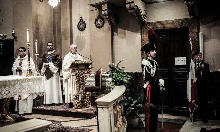 Macerata, i carabinieri celebrano la "Virgo Fidelis" sotto il segno del 'no' alla violenza di genere Macerata, i carabinieri celebrano la "Virgo Fidelis" sotto il segno del 'no' alla violenza di genere