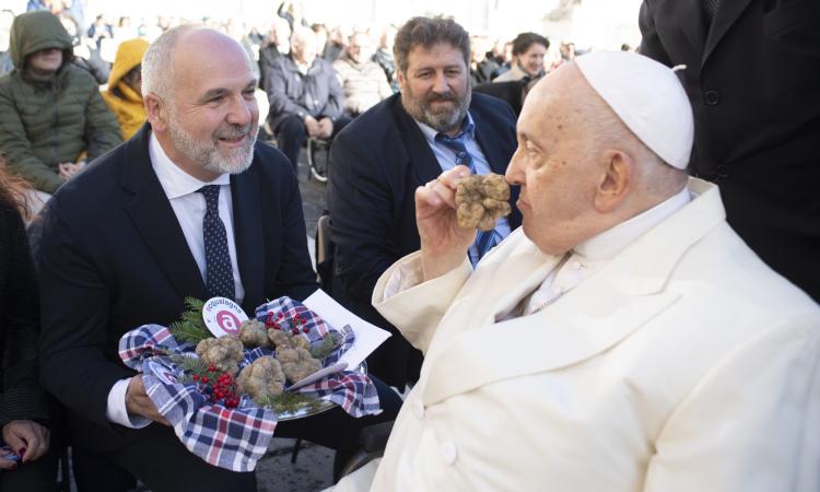 Il tartufo di Acqualagna conquista anche Papa Francesco
