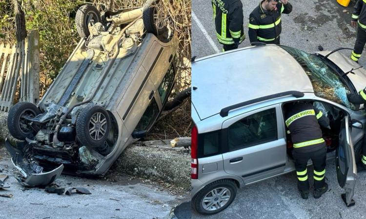 Paura a San Severino, vola giù dal cavalcavia con l'auto: 27enne soccorsa in eliambulanza (FOTO) Paura a San Severino, vola giù dal cavalcavia con l'auto: 27enne soccorsa in eliambulanza (FOTO)