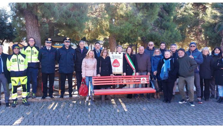Potenza Picena, "Io dono non so a chi ma so il perchè": inaugurate le panchine dell'Aido