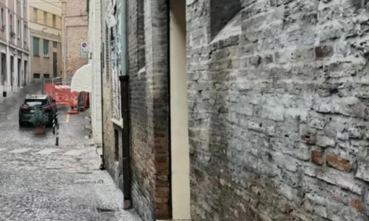 Macerata, lavori in via Santa Maria della Porta: scatta il divieto di transito per un mese
