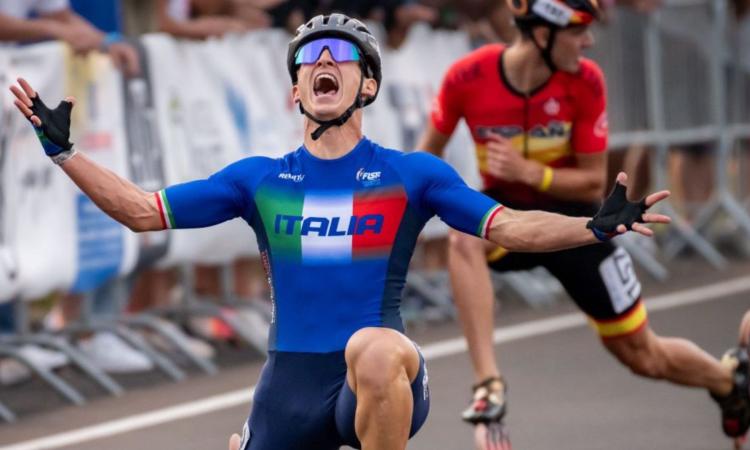 Pattinaggio, il campione del mondo Duccio Marsili scende in pista nell'impianto di San Severino Pattinaggio, il campione del mondo Duccio Marsili scende in pista nell'impianto di San Severino