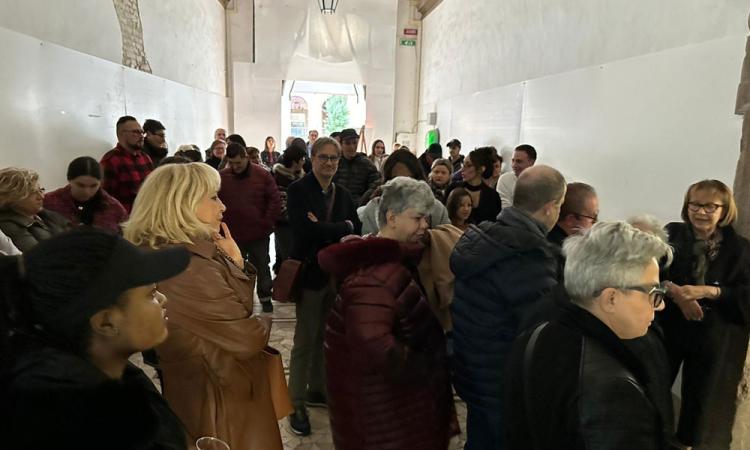 Tolentino, Picasso, Mondrian, Van Gogh: gli ospiti del CentroArancia si trasformano in pittori Tolentino, Picasso, Mondrian, Van Gogh: gli ospiti del CentroArancia si trasformano in pittori