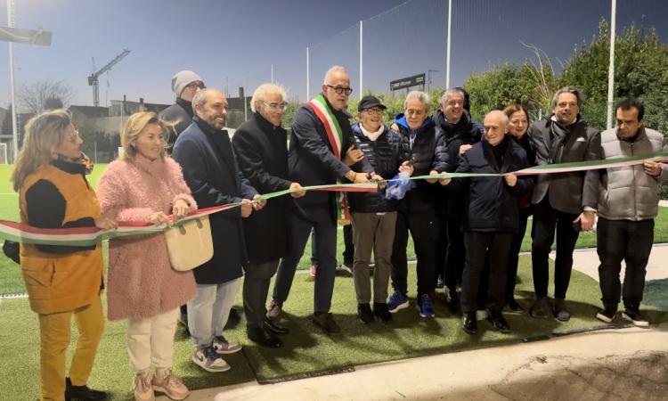 Civitanova, taglio del nastro per il nuovo campo da calcio nel quartiere Risorgimento