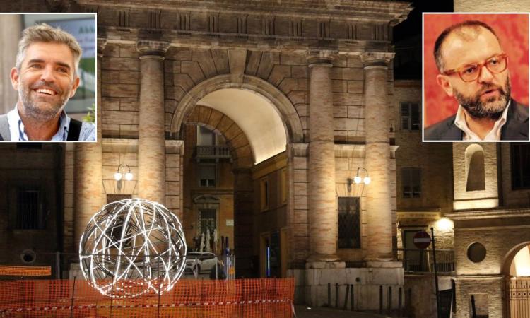 Macerata, Sacchi sul caso Sfera di Peschi: "Polemica misera, tra 35 giorni le luci saranno rimosse" Macerata, Sacchi sul caso Sfera di Peschi: "Polemica misera, tra 35 giorni le luci saranno rimosse"
