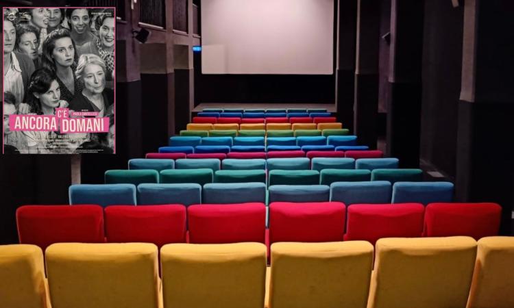 "C'è ancora domani? Servono mille euro": slitta la visione del film di Paola Cortellesi alla Sala Gigli di Recanati "C'è ancora domani? Servono mille euro": slitta la visione del film di Paola Cortellesi alla Sala Gigli di Recanati