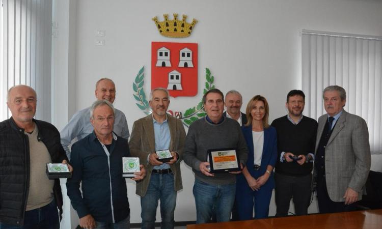 Giochi e sport tradizionali, premiati campioni camerti