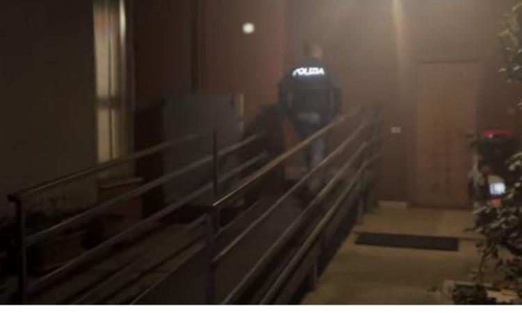 Civitanova, morto il bimbo di due anni precipitato dal balcone
