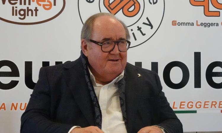 Una 'piccola quattordicesima' per i dipendenti di Eurosuole e GoldenPlast. Ercoli: "Le famiglie fanno fatica" Una 'piccola quattordicesima' per i dipendenti di Eurosuole e GoldenPlast. Ercoli: "Le famiglie fanno fatica"