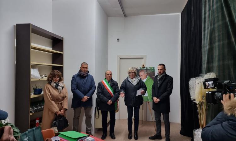 Matelica, “Il ricordo di una voce”: inaugurate le proiezioni in memoria di Don Franco Matelica, “Il ricordo di una voce”: inaugurate le proiezioni in memoria di Don Franco