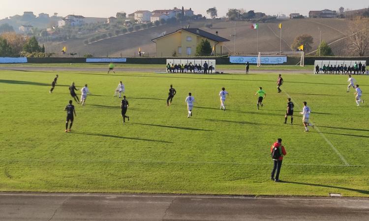 Eccellenza, il Tolentino fa il colpaccio a Montegranaro: quinta vittoria di fila per i cremisi Eccellenza, il Tolentino fa il colpaccio a Montegranaro: quinta vittoria di fila per i cremisi