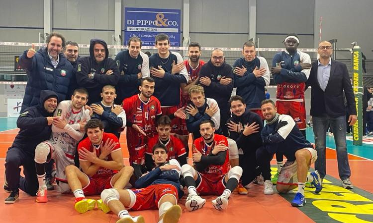 A3 - È una battaglia a Marcianise, ma Macerata la spunta al tie-break A3 - È una battaglia a Marcianise, ma Macerata la spunta al tie-break