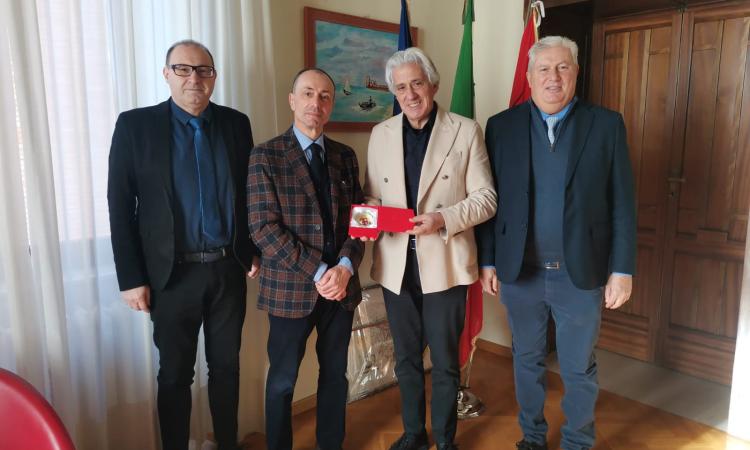 Macerata, Parcaroli incontra il neo direttore dell'Ast: "Completa sinergia e collaborazione" Macerata, Parcaroli incontra il neo direttore dell'Ast: "Completa sinergia e collaborazione"