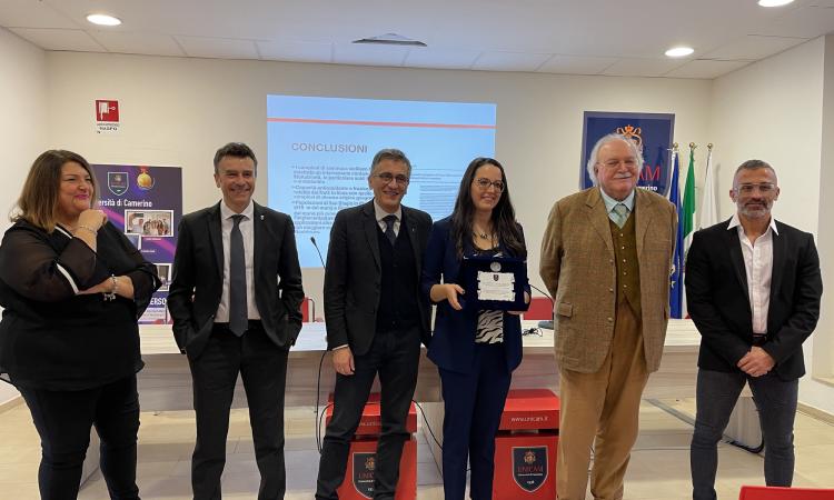 Unicam, consegnata la prima borsa di ricerca donata dalla famiglia Berdini Unicam, consegnata la prima borsa di ricerca donata dalla famiglia Berdini