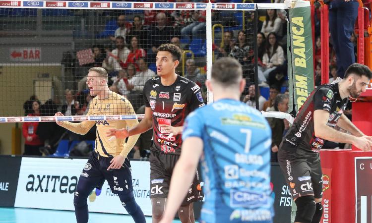 Verona rovina la festa alla Lube: sotto 0-2 rimonta e vince in 5 set a Civitanova