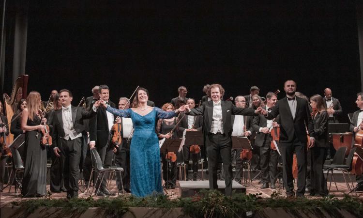 Civitanova, all'Annibal Caro il concerto di Capodanno con l'Orchestra Sinfonica Puccini