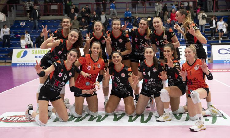 HR Macerata, prima vittoria del 2024 e successo numero 14: 3-1 a Costa Volpino e vetta solitaria HR Macerata, prima vittoria del 2024 e successo numero 14: 3-1 a Costa Volpino e vetta solitaria