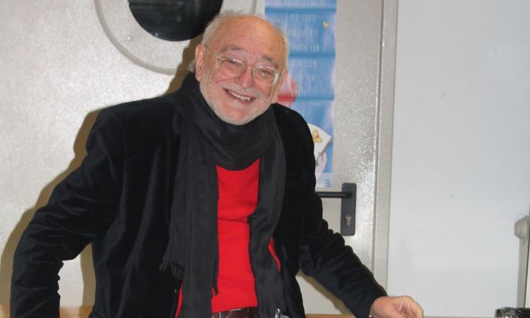Civitanova, la scuola di poesia compie 10 anni: Corraducci, Raffaeli e Ritrovato tra gli ospiti Civitanova, la scuola di poesia compie 10 anni: Corraducci, Raffaeli e Ritrovato tra gli ospiti