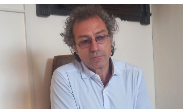Corridonia, hashish fuori da scuola. Il dirigente dell'Ipsia: "Controlli non per reprimere, ma per sensibilizzare Corridonia, hashish fuori da scuola. Il dirigente dell'Ipsia: "Controlli non per reprimere, ma per sensibilizzare