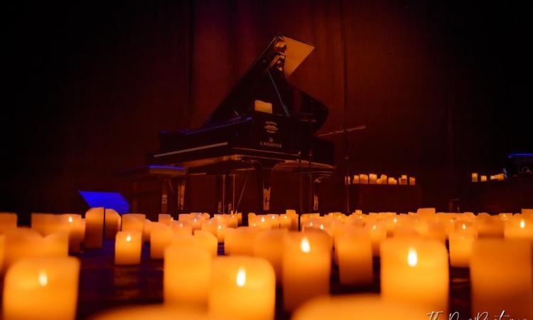 "Lumina", i concerti a lume di candela tornano nelle Marche: Remo Anzovino ospite d'eccezione "Lumina", i concerti a lume di candela tornano nelle Marche: Remo Anzovino ospite d'eccezione