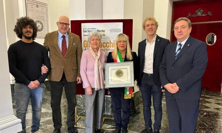 San Severino "città amica degli scacchi": consegnata la targa San Severino "città amica degli scacchi": consegnata la targa
