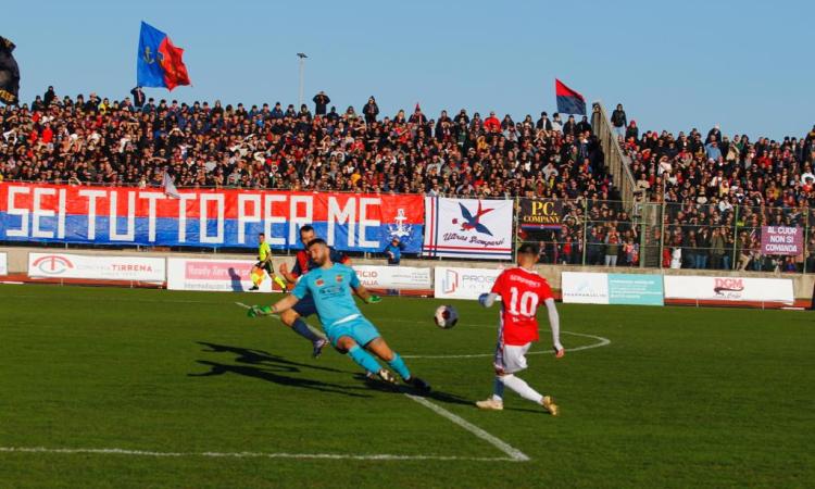 Eccellenza, la Maceratese batte a domicilio la Civitanovese nel derbyssimo: basta il gol di Gomis (FOTO)