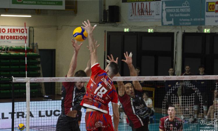 Volley, Macerata torna a correre: Lagonegro spazzata via in tre set