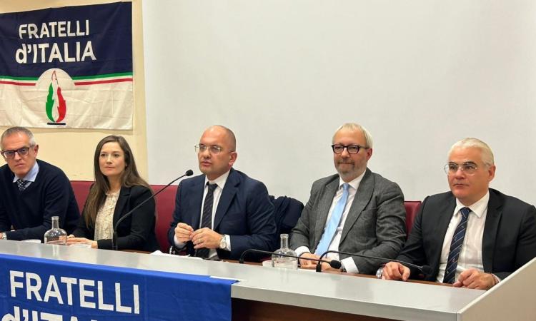 Castelli: "Ricostruzione come chiave per ripopolare i borghi. Zona franca? Forse rifinanziata in parte" Castelli: "Ricostruzione come chiave per ripopolare i borghi. Zona franca? Forse rifinanziata in parte"