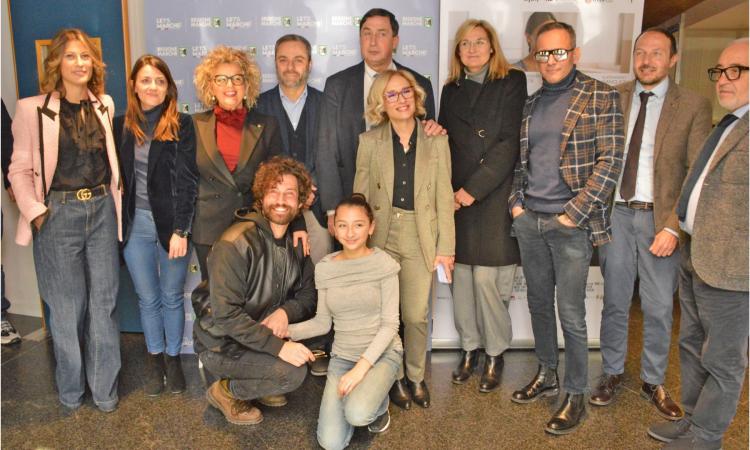 Un film per dire 'no' al bullismo: Simone Riccioni presenta "Neve" in Regione, presto l'uscita nelle sale Un film per dire 'no' al bullismo: Simone Riccioni presenta "Neve" in Regione, presto l'uscita nelle sale