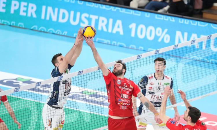 Lube, stop a Trento nel giorno di San Valentino: Civitanova si arrende in quattro set