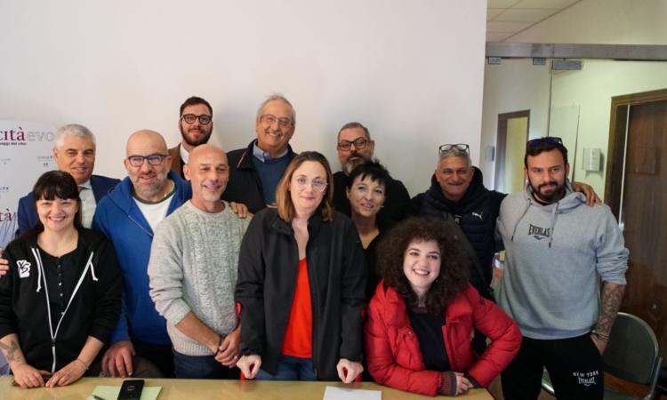 "Baci a Macerata", i commercianti omaggiano chi ha partecipato all'iniziativa