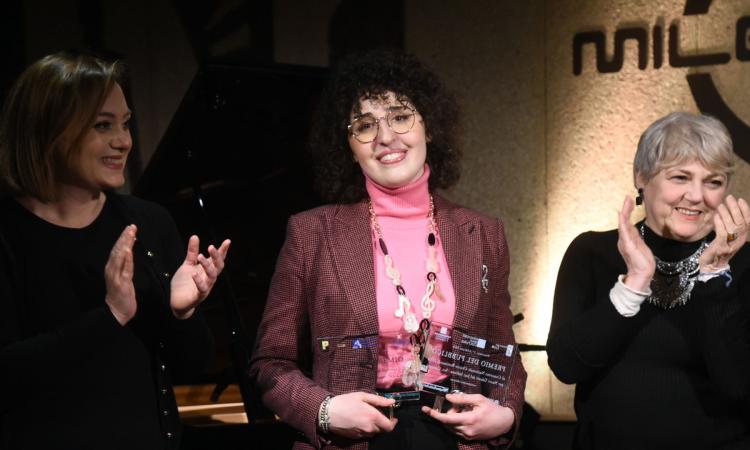 Castelraimondo ha un talento del jazz: la voce di Perla Palmieri "strega" il pubblico al concorso Bettinardi