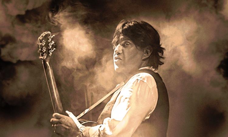 Porto Recanati, Cristiano De André live all'Arena Gigli: omaggio al padre Fabrizio a 25 anni dalla scomparsa Porto Recanati, Cristiano De André live all'Arena Gigli: omaggio al padre Fabrizio a 25 anni dalla scomparsa