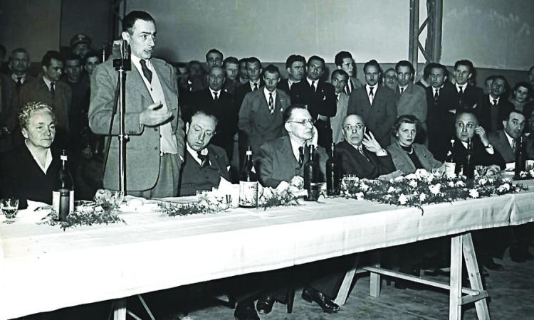 "Mattei Forever", attese rivelazioni sul Caso alla presentazione del libro: appuntamento a Villa Favorita "Mattei Forever", attese rivelazioni sul Caso alla presentazione del libro: appuntamento a Villa Favorita