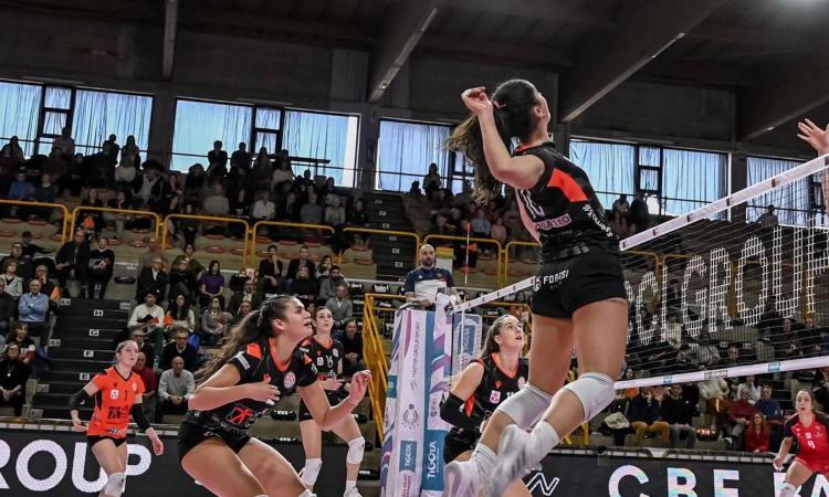 Volley: la CBF Balducci ne ha di più. Busto Arsizio battuta al tie break